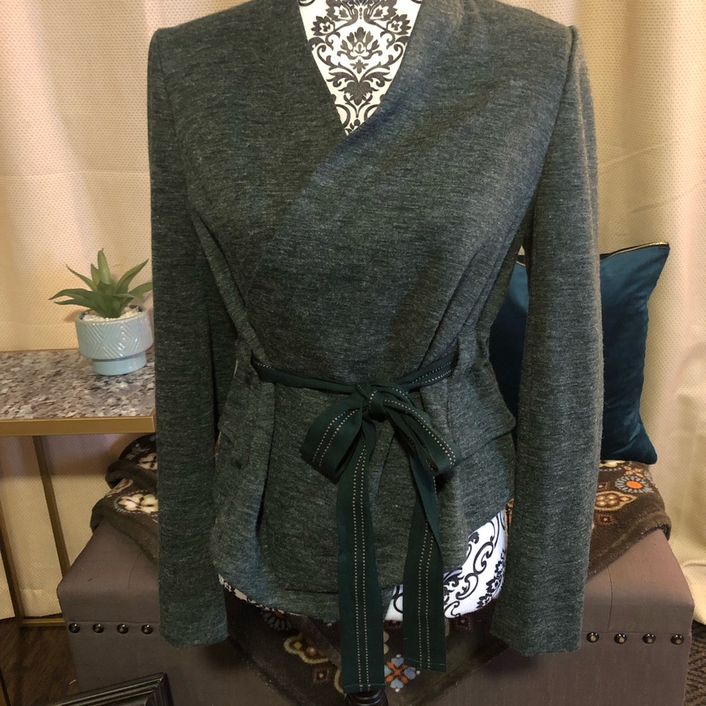 💚 Anthropologie 💚 Wrap Cardigan